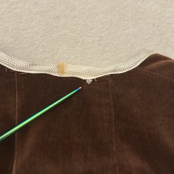 Vintage Cropped Vevleteen Blazer - Picture 9 of 9